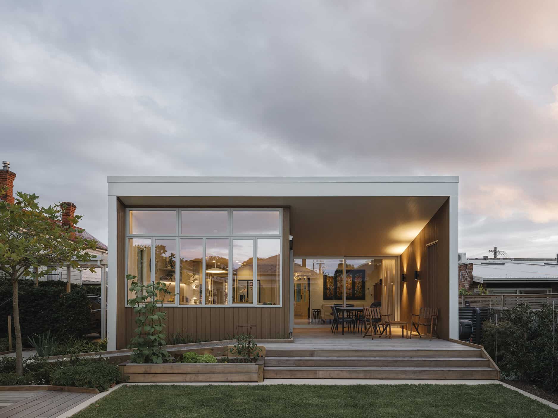 DST-BNB-PAICEAVE-0226-3059